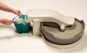 Cleaning the PetSafe Simply Clean Litter Box