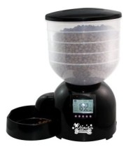 Qpets AF 200 programmable pet feeder