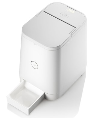 Petly automatic pet feeder