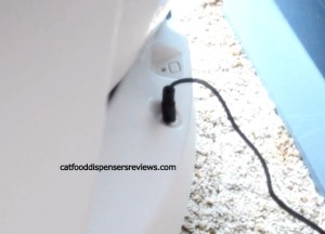Litter Robot III plug location