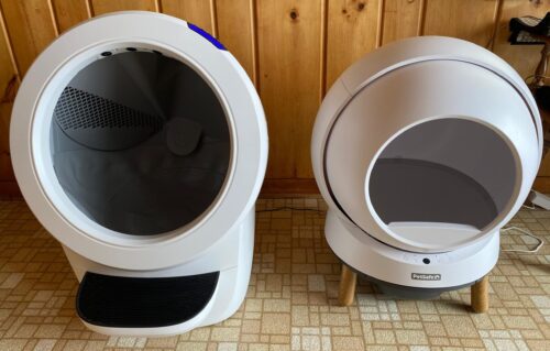 Litter Robot 4 and PetSafe SmartSpin side to side